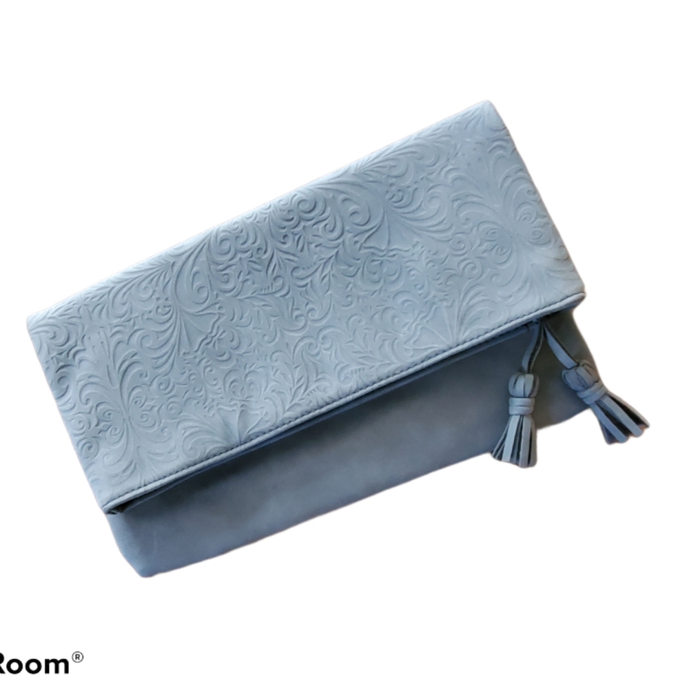 Dark grey ion color brilliance clutch